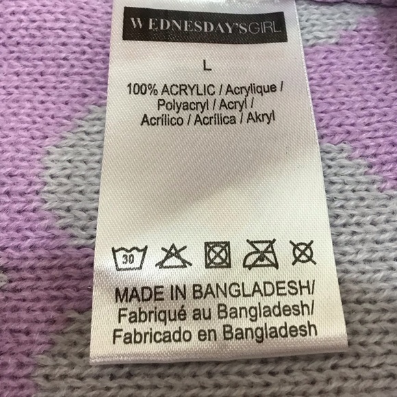 Wednesday Girl High Neck Sweater In Pastel Heart Knit NWT - Picture 10 of 10